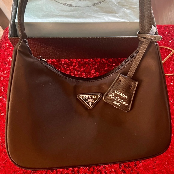 Prada Reedition 2000 nylon brand new never used - Picture 1 of 4